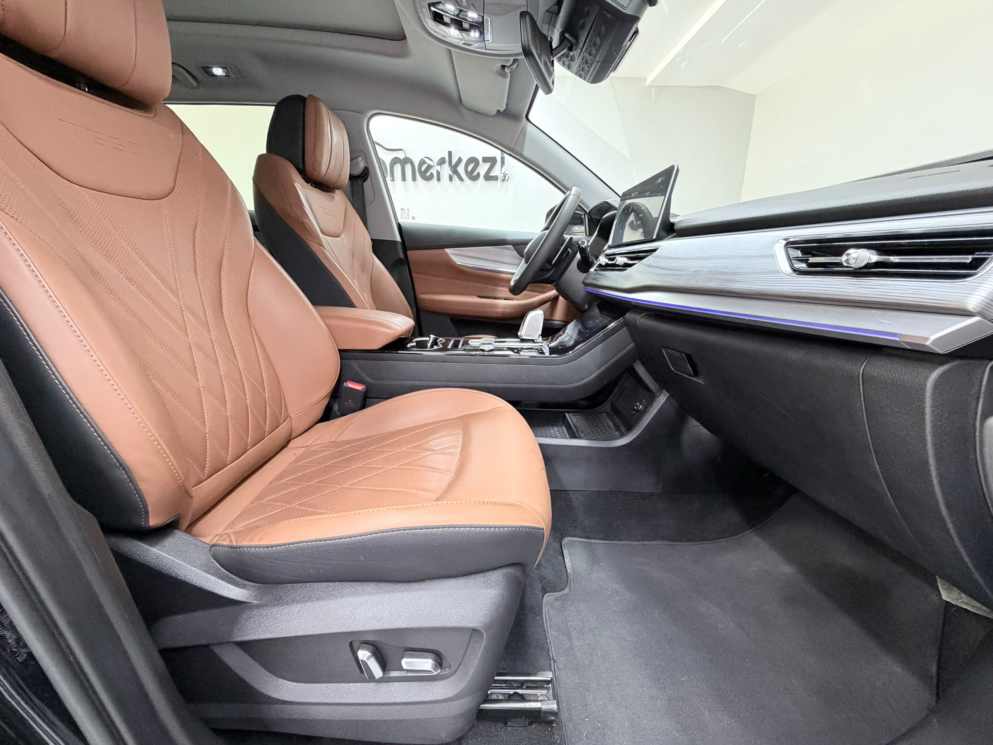 CHERY TIGGO 16